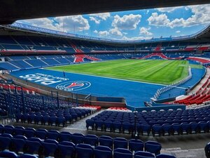 Versus / El PSG "no abandonará el Parque" de los Príncipes, asegura ayuntamiento de París