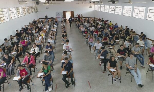 Más de 11 mil jóvenes rindieron para becas de Itaipú