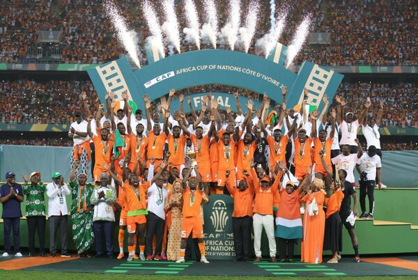 Versus / Costa de Marfil se corona tras un recorrido loco en Copa de África