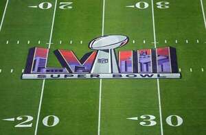 Super Bowl 2024: fans de Chiefs y 49ers tiñen de rojo el Allegiant Stadium - Polideportivo - ABC Color
