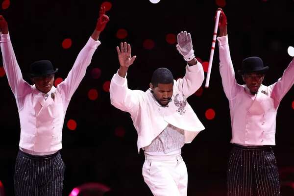 Así fue la presentación de Usher en medio tiempo del Super Bowl - Espectáculos - ABC Color