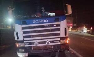Abuelito de 76 años manejaba una moto y falleció en un violento choque