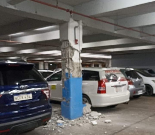 Colapso de columna en estacionamiento de shopping: advierten sobre fallas estructurales - ADN Digital