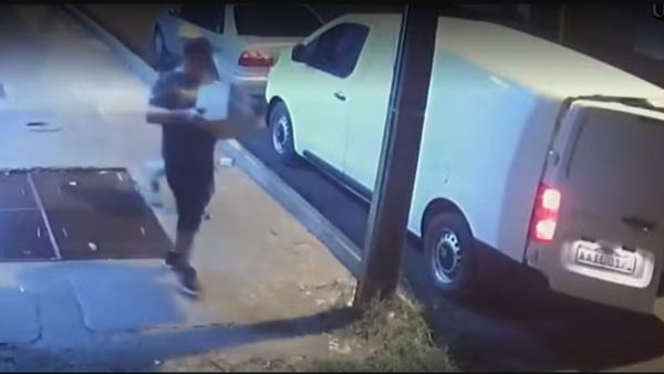 Video: Así llevaron el dinero en asalto a bóveda de cambistas