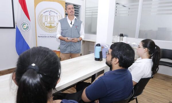 Iniciaron capacitaciones a funcionarios electorales para los futuros Centros Cívicos