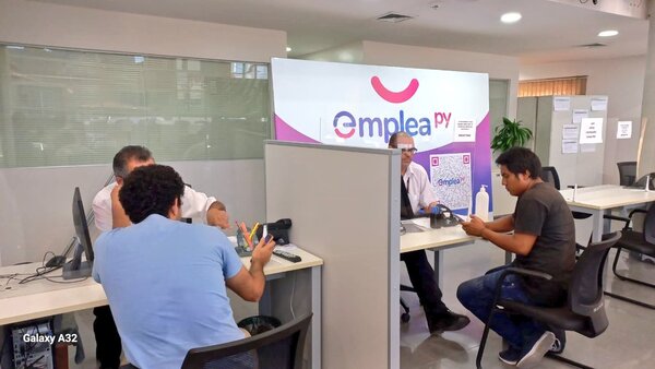 Cerca de 12.000 intermediaciones laborales propici贸 nuevo portal p煤blico de empleo - Revista PLUS