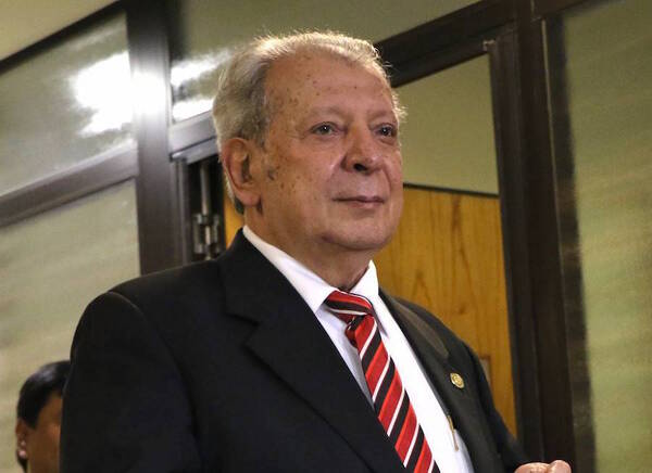 Galaverna sobre enmienda: “No existe intención de reelección”