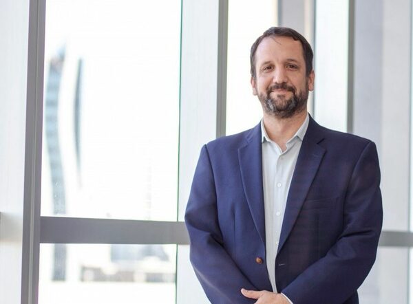 Para analista sería un error político del cartismo "sacar a Kattya del camino" - Portal Digital Cáritas Universidad Católica