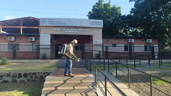 Minga institucional en el predio de la USF Remansito de CDE