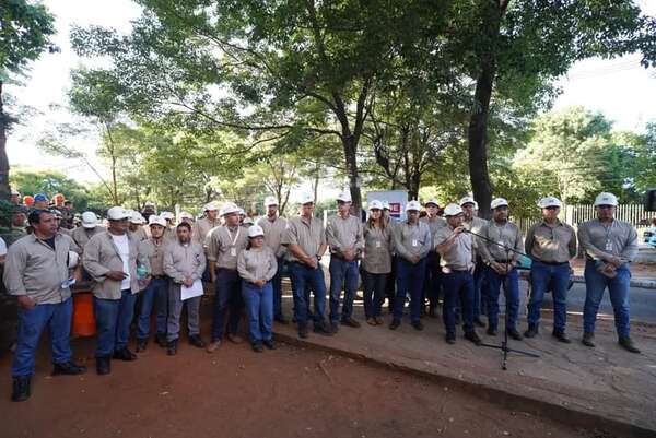ANDE inició corte masivo del servicio a morosos en cuatro municipios - Nacionales - ABC Color