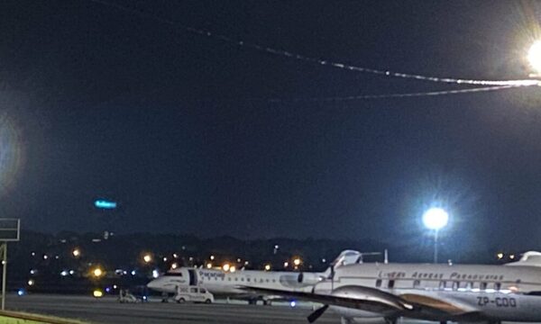 Del avión a la Villa Olimpia: Martín Palermo llegó y mañana toma riendas del Decano