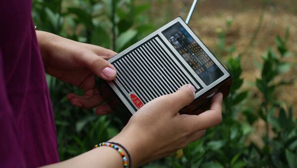 Sintonizar sigue siendo rentable: la radio se mantiene eficaz para vender, informarse y entretenerse