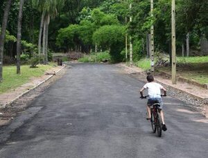 Asaltan y balean a una mujer en el Parque Carlos Antonio López · Radio Monumental 1080 AM