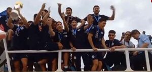 Campeones llegan al país