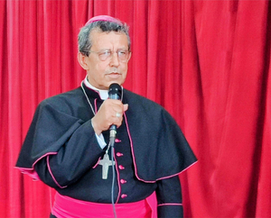 El obispo Pedro Collar insiste en un trabajo pastoral cercano a la gente - La Clave