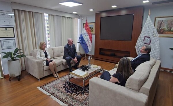 Fiscalía paraguaya recibe apoyo de Canadá para combatir la corrupción - Judiciales.net