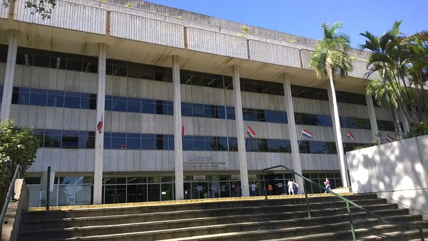 Se volvió a romper otro récord de consumo instantáneo de electricidad - La Tribuna