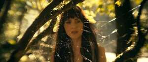 Dakota Johnson refresca el universo de Marvel con una heroína clarividente en “Madame Web” - Cine y TV - ABC Color
