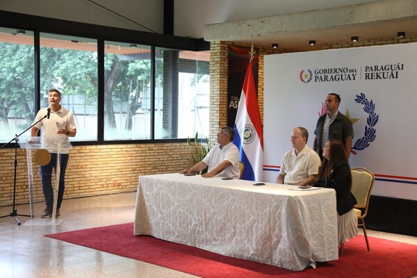 BECAL lanza convocatoria a 101 becas para hacer Maestrías y Doctorados en Paraguay - MarketData