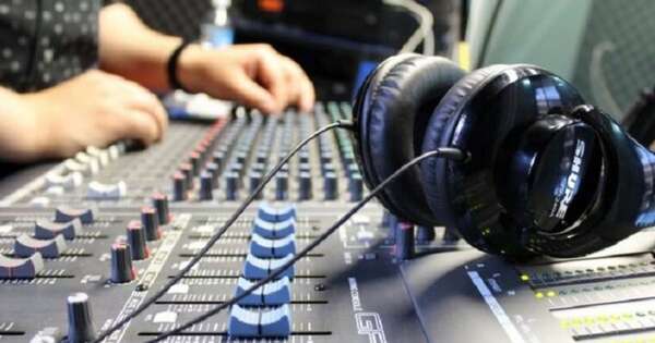 Diario HOY | ¿Se dice el radio o la radio?