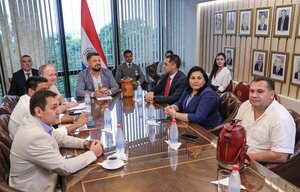 Ejecutivo presenta al Congreso “una ley de justicia de la carrera civil” - .::Agencia IP::.
