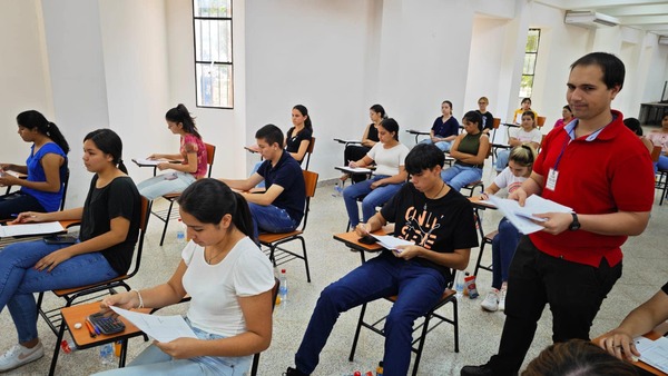 Postulantes a las Becas del Gobierno pueden solicitar revisión de examen hasta este 14 de febrero