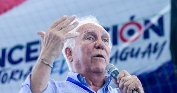 Tito Saguier admite que Roya y su esposo son "la vergüenza" del PLRA y pide su expulsión