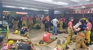 Bomberos de Asunción se trasladan a CDE para combatir incendio - ADN Digital