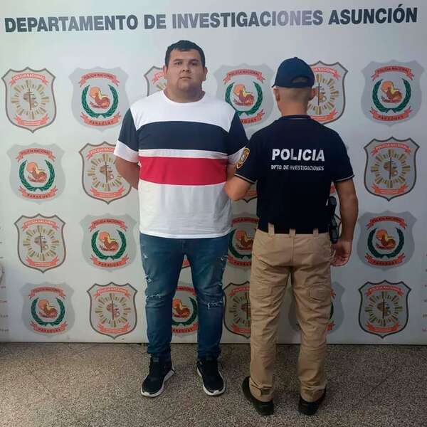 Un barra brava es liberado y el otro queda detenido e imputado - Policiales - ABC Color