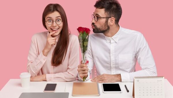 Pasión por la oficina: ¿Son aconsejables las relaciones afectivas entre compañeros de trabajo?
