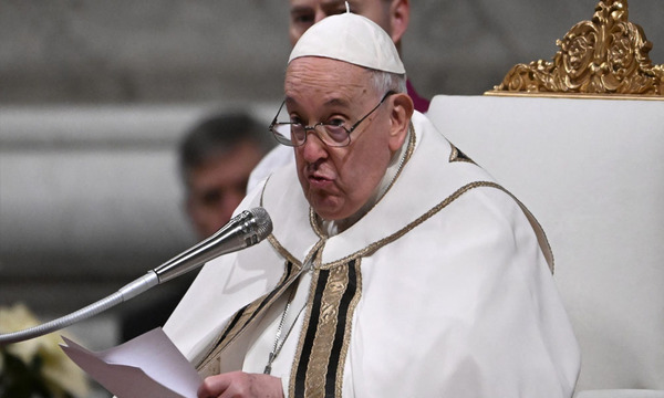 El papa Francisco pide que no se cierre el corazón para los más necesitados
