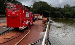 Más de 2 millones de litros de agua utilizados para apagar incendio de edificio