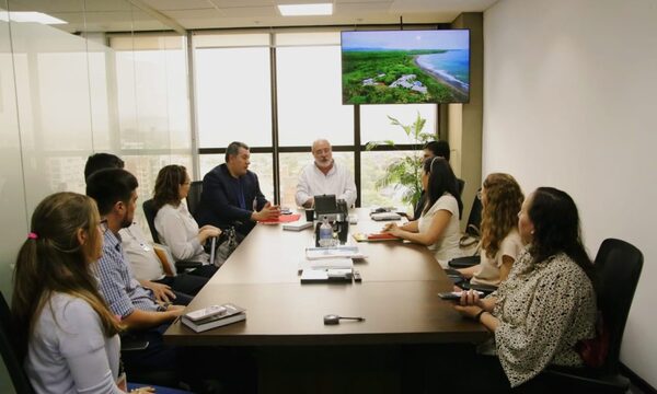 ITAIPU y Dapsan coordinan trabajos conjuntos para sistema de agua potable y alcantarillado en Alto Paraná