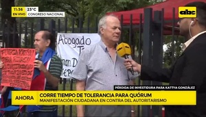 Seguidores de Kattya González van llegando en cercanías del Congreso - Radio Imperio 106.7 FM