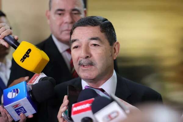 Cartistas y satélites se preparan para asestar golpe a senadora opositora - Política - ABC Color