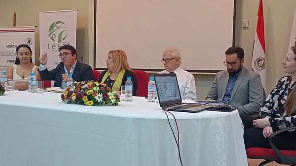 Referentes de salud analizan integración de prestación de servicios en Alto Paraná - ADN Digital