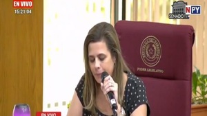 Kattya González ejerce su defensa ante el Congreso - Noticias Paraguay