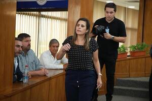 Senadores aprueban pérdida de investidura de Kattya González - Unicanal