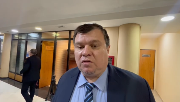 Amarilla afirmó que Kattya "no explicó por qué blanqueó el planillerismo en el Senado" - Megacadena - Diario Digital
