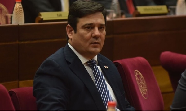 Salyn Buzarquis: “Esto le deja en ridículo al Senado”