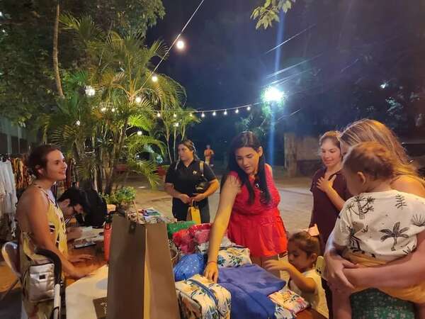 San Bernardino: movimiento comercial entusiasma a vendedores - Nacionales - ABC Color