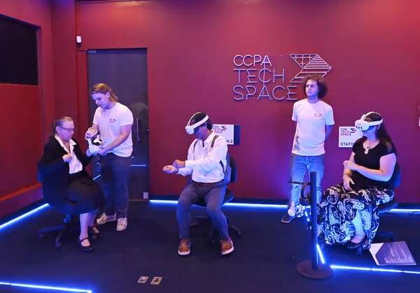 CCPA inaugura su primera sala de realidad virtual - Cultura - ABC Color