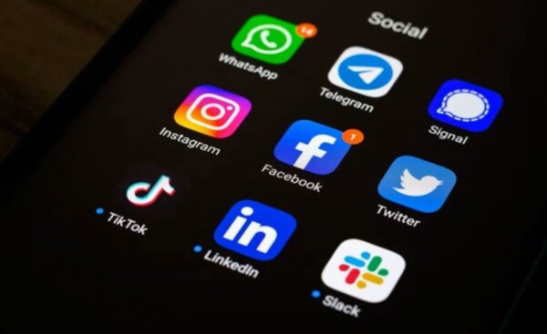 WhatsApp permitirá enviar mensajes a otras apps como Signal y Telegram
