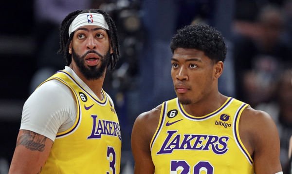 Versus / Los Lakers ganan en Utah sin LeBron James