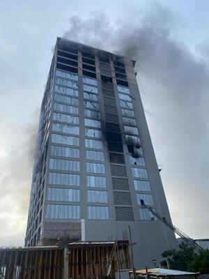 Incendio en CDE sigue sin poder ser contenido | 1000 Noticias