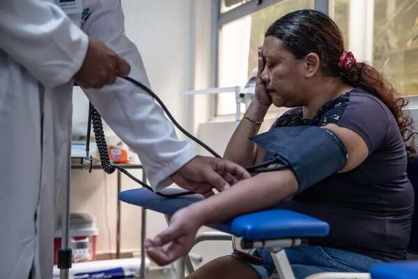 Línea telefónica de “teledengue” del Ministerio de Salud ya realizó casi 29.000 llamadas - Nacionales - ABC Color