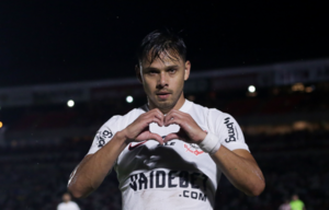 Ángel Romero con fenomenal doblete para el Corinthians