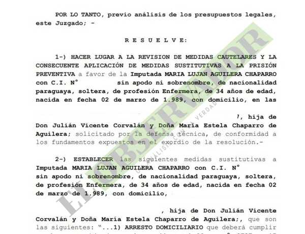 Otorgan arresto domiciliaria a funcionaria del IPS que habría tragado chip antes de su detención