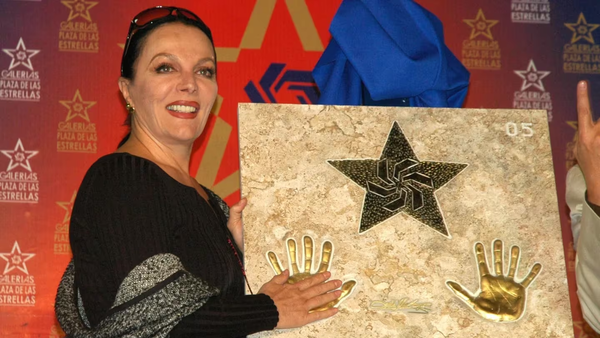 Muere la actriz mexicana Sasha Montenegro, conocida por el cine erótico de 'ficheras'
