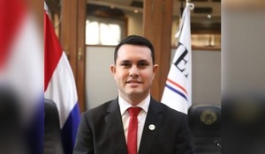 Hernán Rivas está procesado por presunto título falso - Judiciales.net